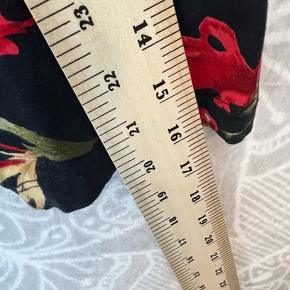 JM COLLECTION BLACK FLORAL SEQUIN/BEADED TOP 3/4 SLEEVE TOO CUTE EUC - Picture 11 of 11